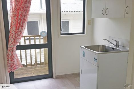 Photo of property in 7a Oteha Valley, Northcross, Auckland, 0632