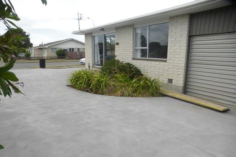 Photo of property in 1/24 Bayswater Crescent, Bromley, Christchurch, 8062