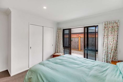 Photo of property in 12a Sussex Street, Levin, 5510