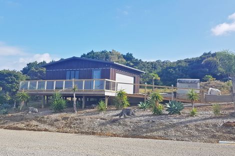 Photo of property in 11 Elizabeth Point Road, Kawau Island, 0920
