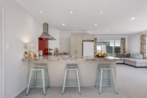 Photo of property in 46e Percy Road, Papamoa Beach, Papamoa, 3118