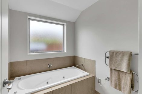 Photo of property in 17 Cameron Crescent, Rolleston, 7614