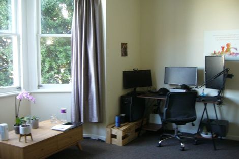 Photo of property in 26 Macdonald Crescent, Te Aro, Wellington, 6011