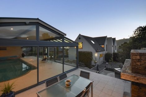 Photo of property in 18 Ribbonwood Close, Normanby, Dunedin, 9010