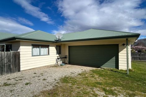 Photo of property in 105 Mount Iron Drive, Wanaka, 9305