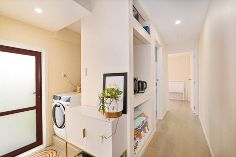 Photo of property in 227 Titirangi Road, Titirangi, Auckland, 0604