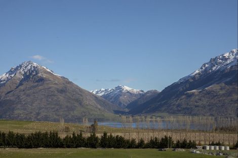 Photo of property in 53 Jacks Point Rise, Jacks Point, Queenstown, 9371