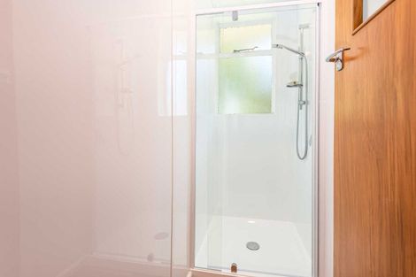 Photo of property in 32 Wadeley Road, Ilam, Christchurch, 8041