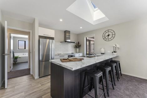 Photo of property in 2 Travertine Street, Cromwell, 9310