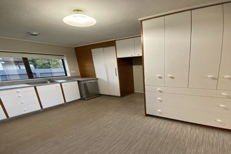 Photo of property in 2/8 Duart Road, Havelock North, 4130