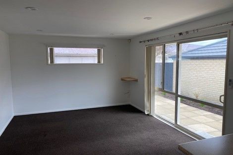 Photo of property in 2/162 Wainoni Road, Avondale, Christchurch, 8061