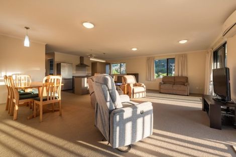 Photo of property in 84a Florance Avenue, Russell, 0272