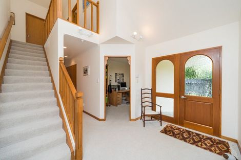 Photo of property in 88 Clifton Terrace, Fitzherbert, Palmerston North, 4410