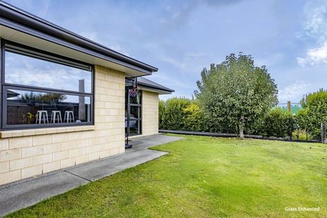 Photo of property in 13 Lancewood Way, Rangiora, 7400