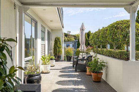 Photo of property in 243 Mount Pleasant Road, Mount Pleasant, Christchurch, 8081