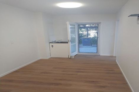 Photo of property in 1/77 Stanaway Street, Hillcrest, Auckland, 0627