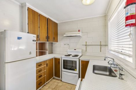 Photo of property in 2/121 Gardner Avenue, New Lynn, Auckland, 0600