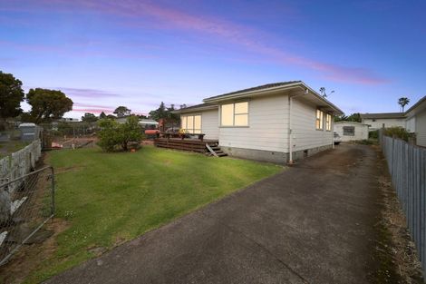 Photo of property in 12 Kivell Close, Mangere East, Auckland, 2024