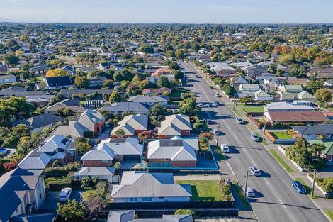 Photo of property in 139a Avonhead Road, Avonhead, Christchurch, 8042