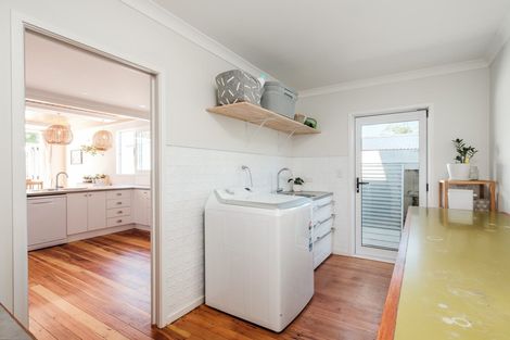 Photo of property in 6 Grant Road, Whataupoko, Gisborne, 4010