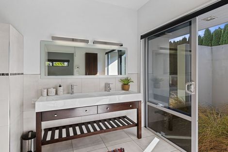 Photo of property in 21 Croftwood Lane, Harewood, Christchurch, 8051