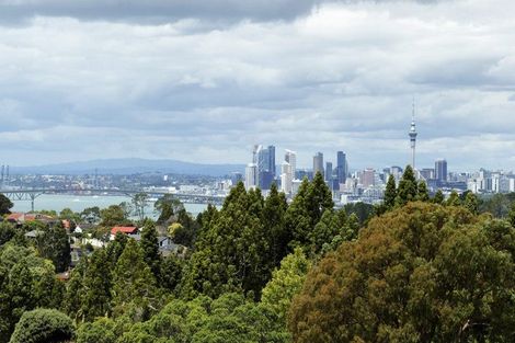 Photo of property in 50 Balmain Road, Chatswood, Auckland, 0626