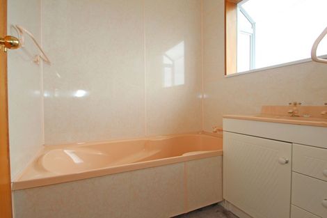 Photo of property in 28 Semple Street, Kakanui, Oamaru, 9495