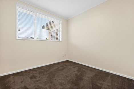 Photo of property in 31 Magnolia Drive, Waiuku, 2123