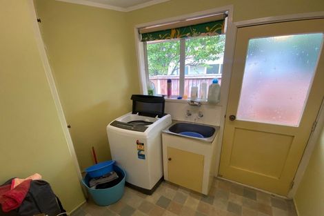 Photo of property in 77 Garreg Road, Bryndwr, Christchurch, 8052