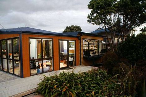 Photo of property in 17 Haunui Road, Pukerua Bay, 5026
