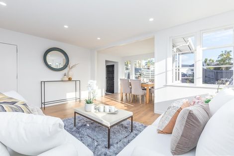 Photo of property in 1/48 Philomel Crescent, Bayswater, Auckland, 0622