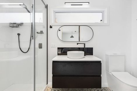 Photo of property in 58 Motuhara Road, Plimmerton, Porirua, 5026