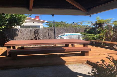 Photo of property in 1 Himikera Avenue, Avondale, Auckland, 1026