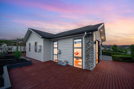 Photo of property in 2 Gemscott Crescent, Huapai, Kumeu, 0810