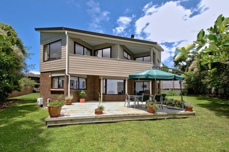 Photo of property in 33 Long Drive, Torbay, Auckland, 0630