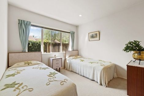 Photo of property in 2/9 Alma Road, Milford, Auckland, 0620