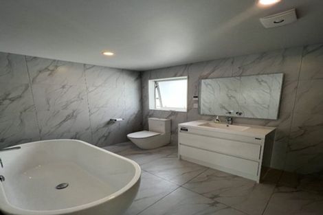 Photo of property in 47 Pohewa Road, Silverdale, 0932