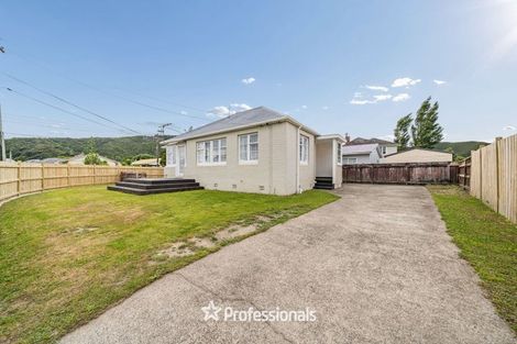 Photo of property in 10 Hughes Crescent, Taita, Lower Hutt, 5011