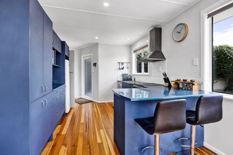 Photo of property in 11 Mccarthy Street, Hawera, 4610