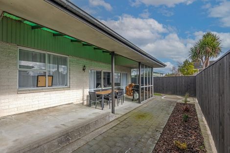 Photo of property in 12 Tabak Crescent, Takaro, Palmerston North, 4412