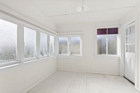 Photo of property in 34 Derby Street, Westport, 7825