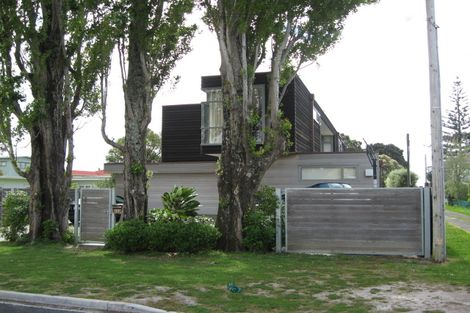 Photo of property in 37 Laurence Street, Manly, Whangaparaoa, 0930