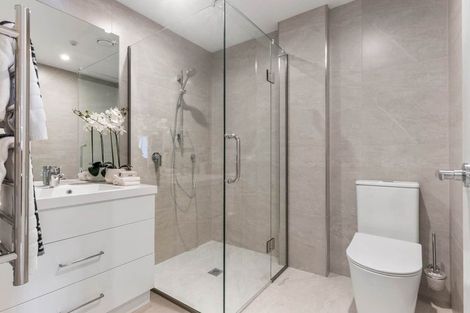 Photo of property in 12/17 Link Crescent, Stanmore Bay, Whangaparaoa, 0932