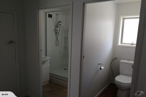 Photo of property in 2/36 Merton Road, Saint Johns, Auckland, 1072