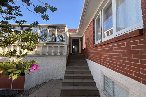 Photo of property in 54 Lyttelton Avenue, Forrest Hill, Auckland, 0620