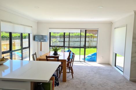 Photo of property in 49 Umu Place, Mangere, Auckland, 2022