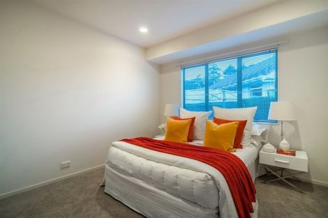 Photo of property in 2/1 Stratford Avenue, Milford, Auckland, 0620