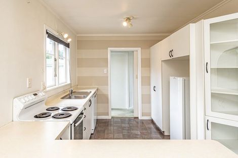 Photo of property in 62 Parkes Avenue, Saint Johns Hill, Whanganui, 4501