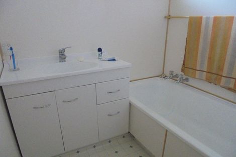 Photo of property in 1/31 Guinness Crescent, Ilam, Christchurch, 8041