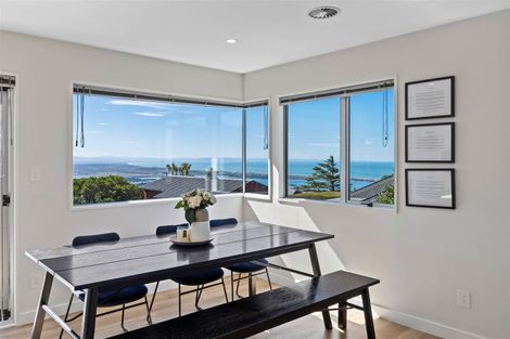 Photo of property in 26 Belleview Terrace, Mount Pleasant, Christchurch, 8081